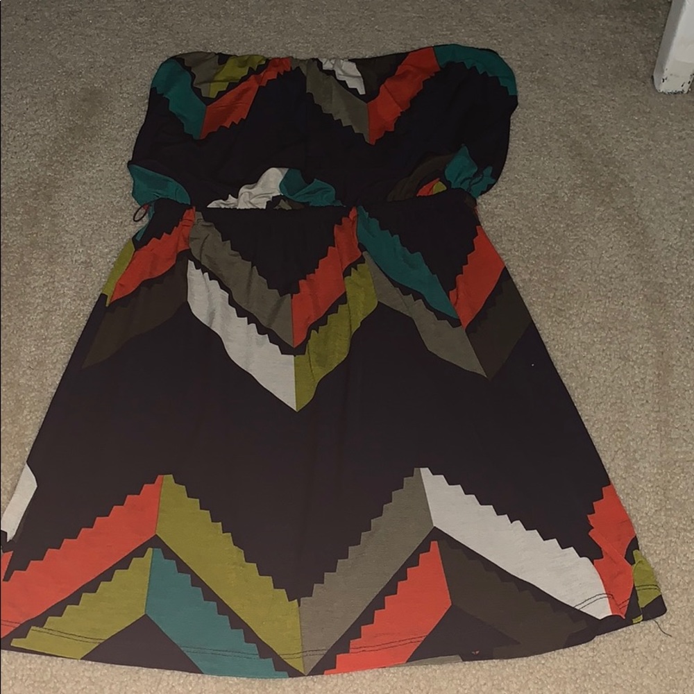 Strapless patterned sun dress